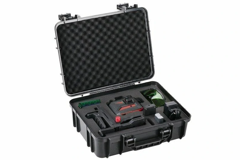 Křížový laser FKD MW-93T 3x360 v kufru - zelený paprsek