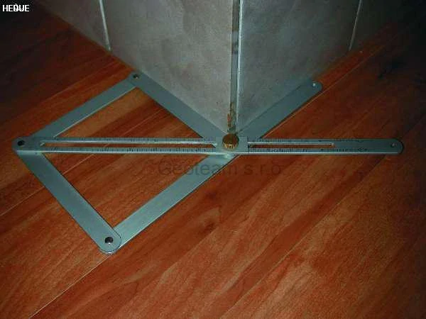 Úhloměr pro měření vnitřních a vnějších úhlů Hedü W101